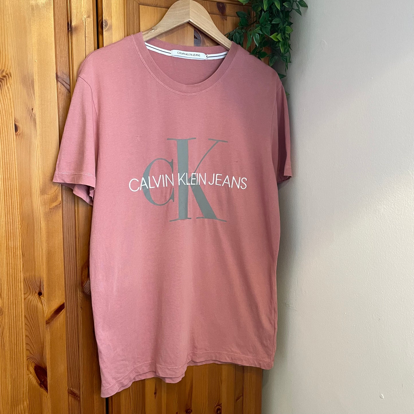 Calvin Klein T-shirt