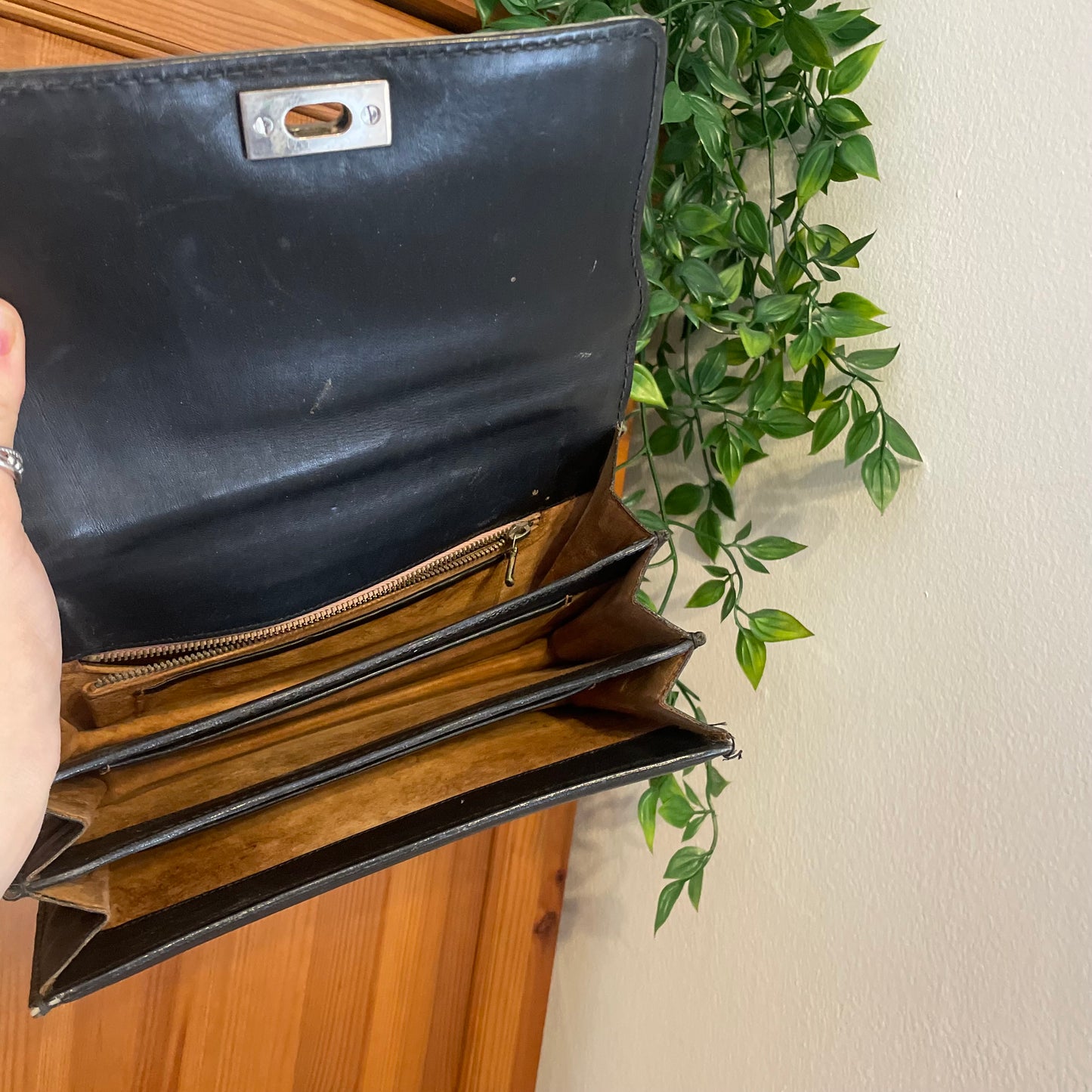 Leather Hangbag