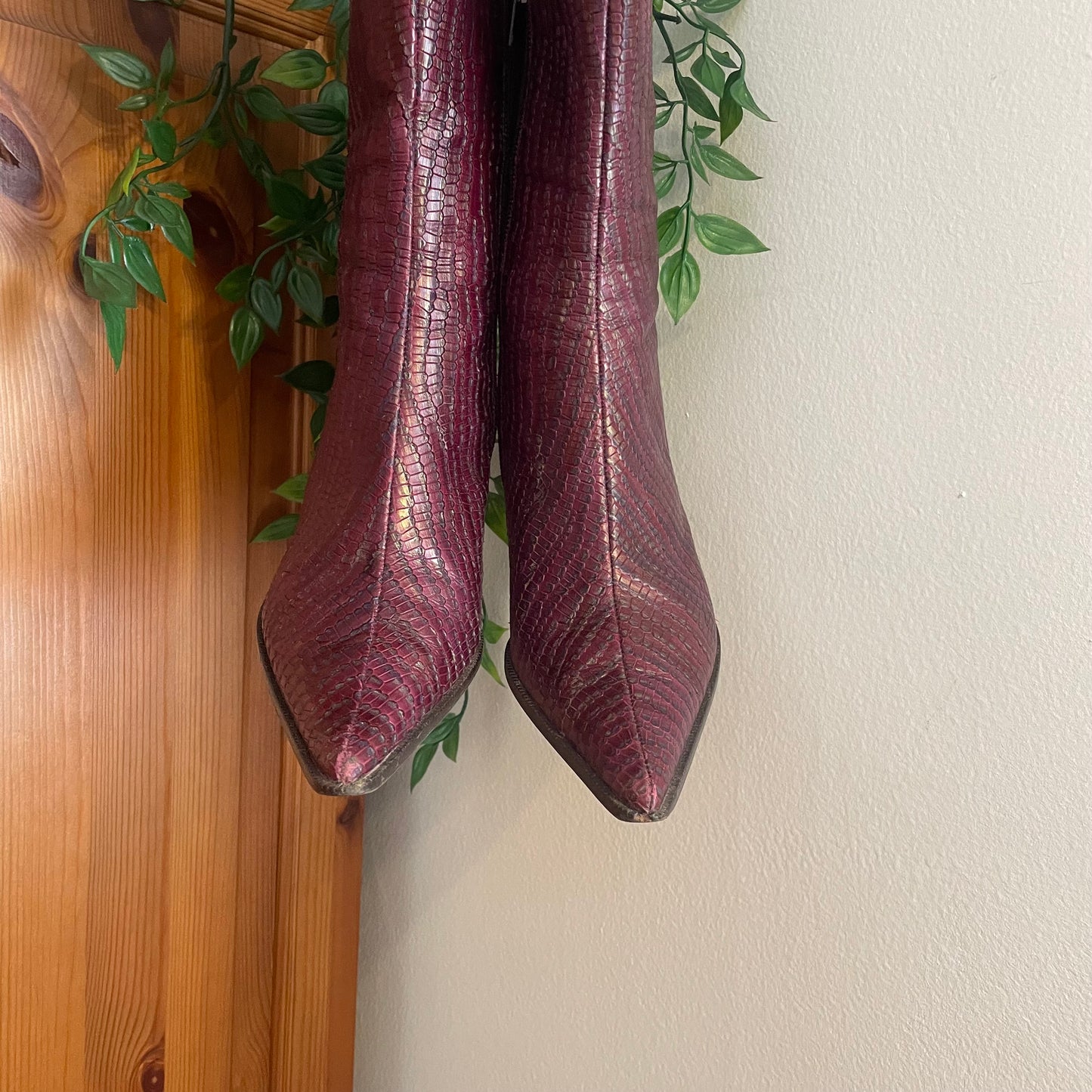 90s Purple Crocodile Boots