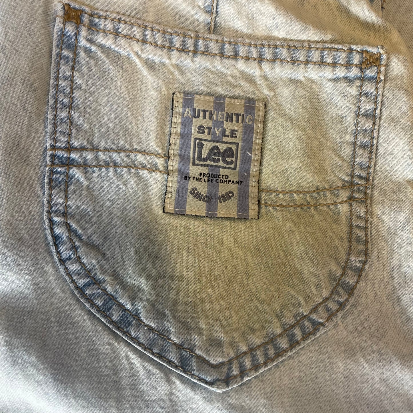 Light “Lee” mom jeans