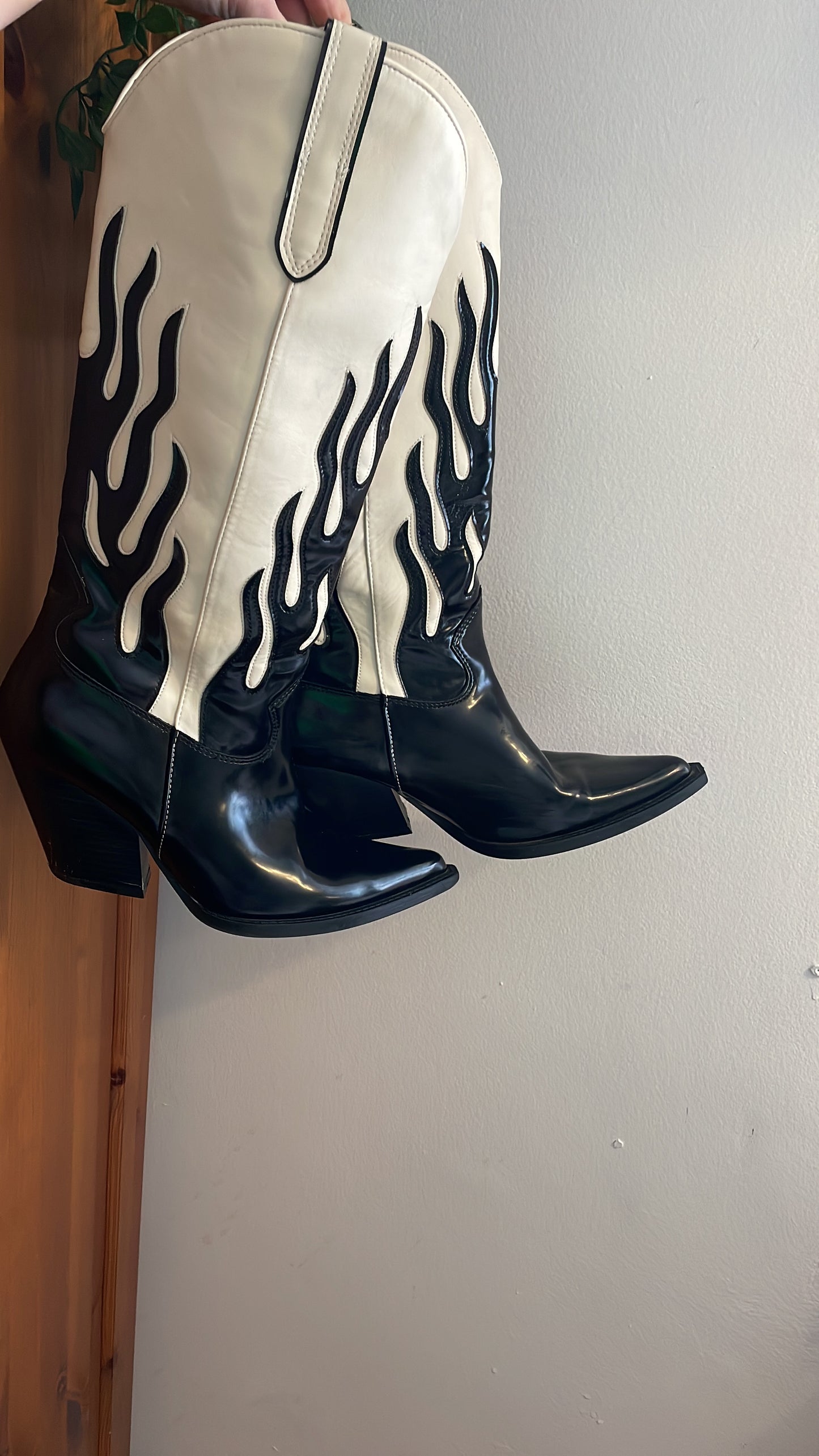 Zara Cowgirl western boots