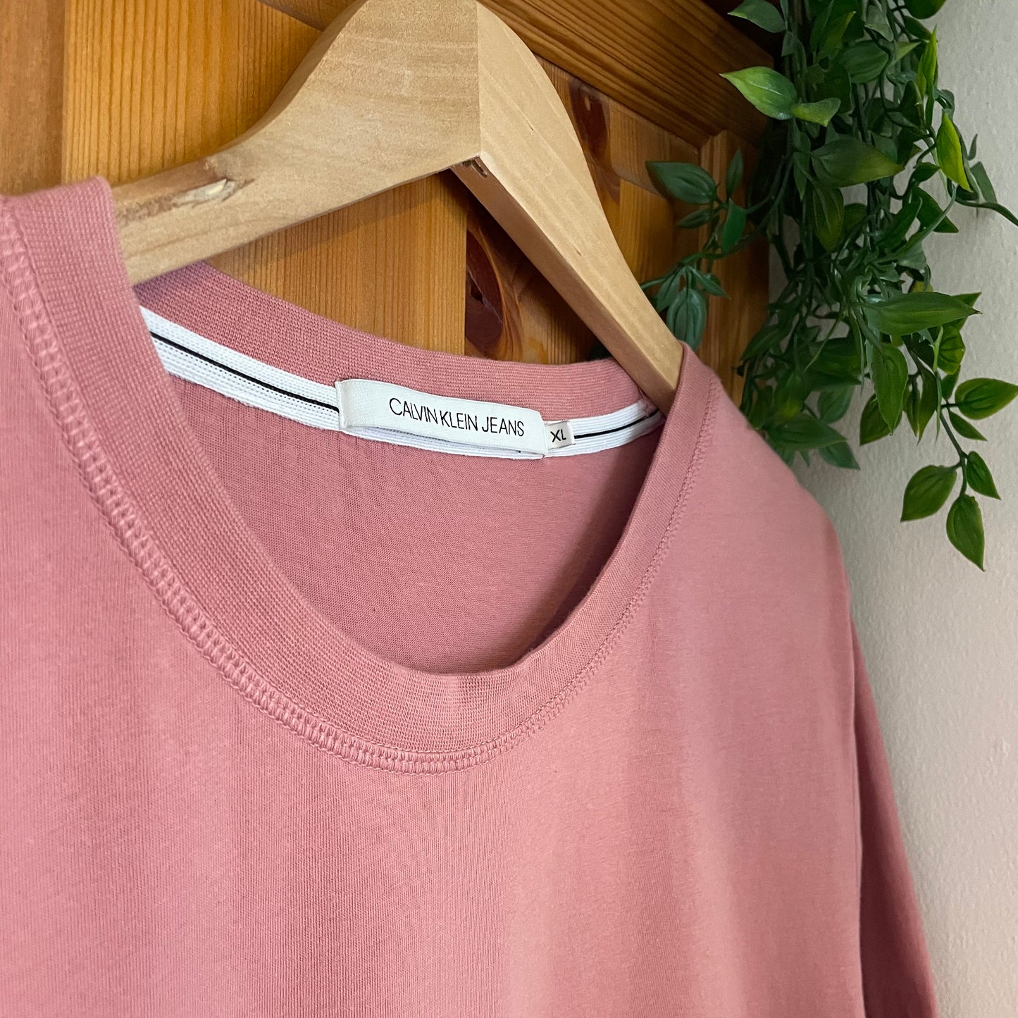 Calvin Klein T-shirt