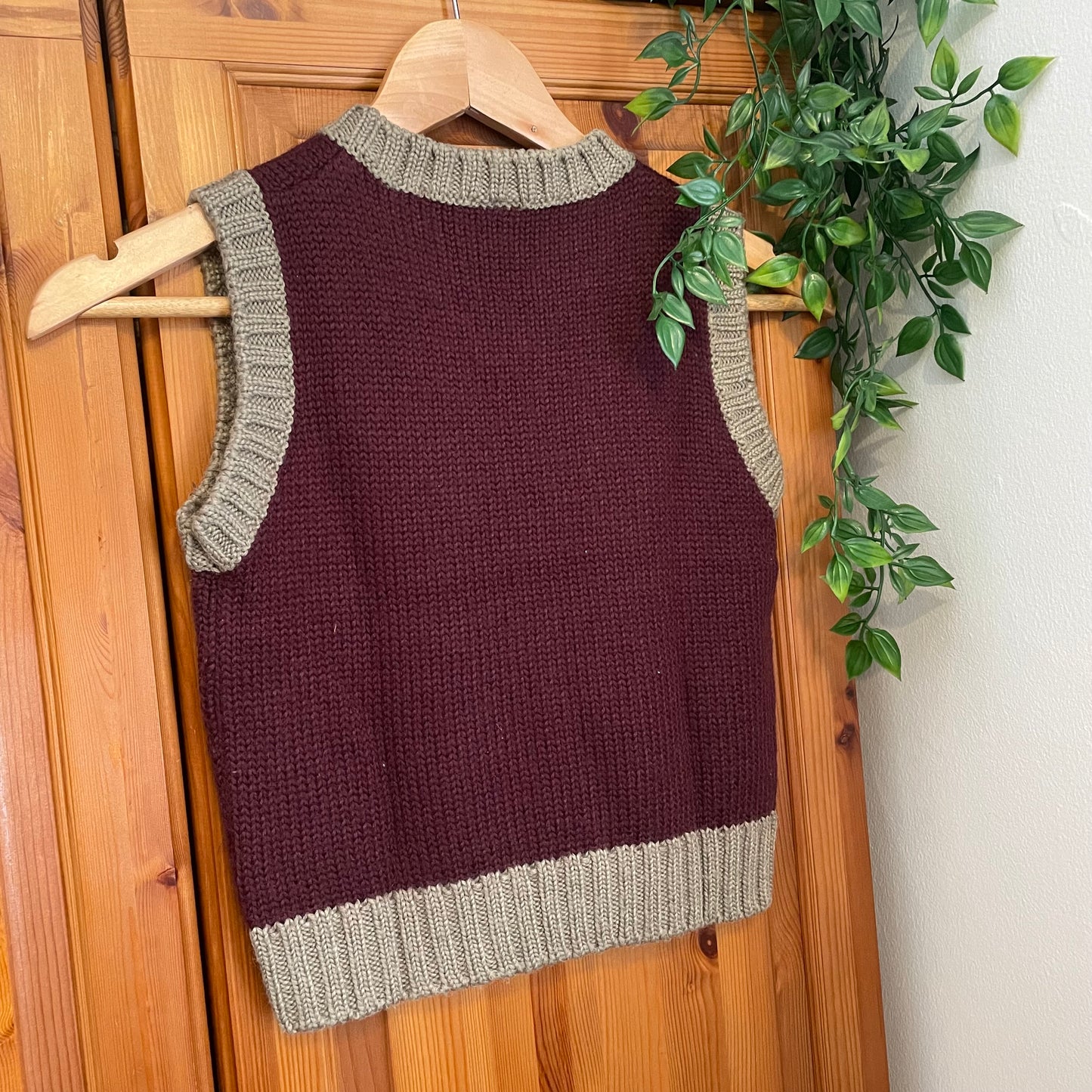 Kids sweater vest