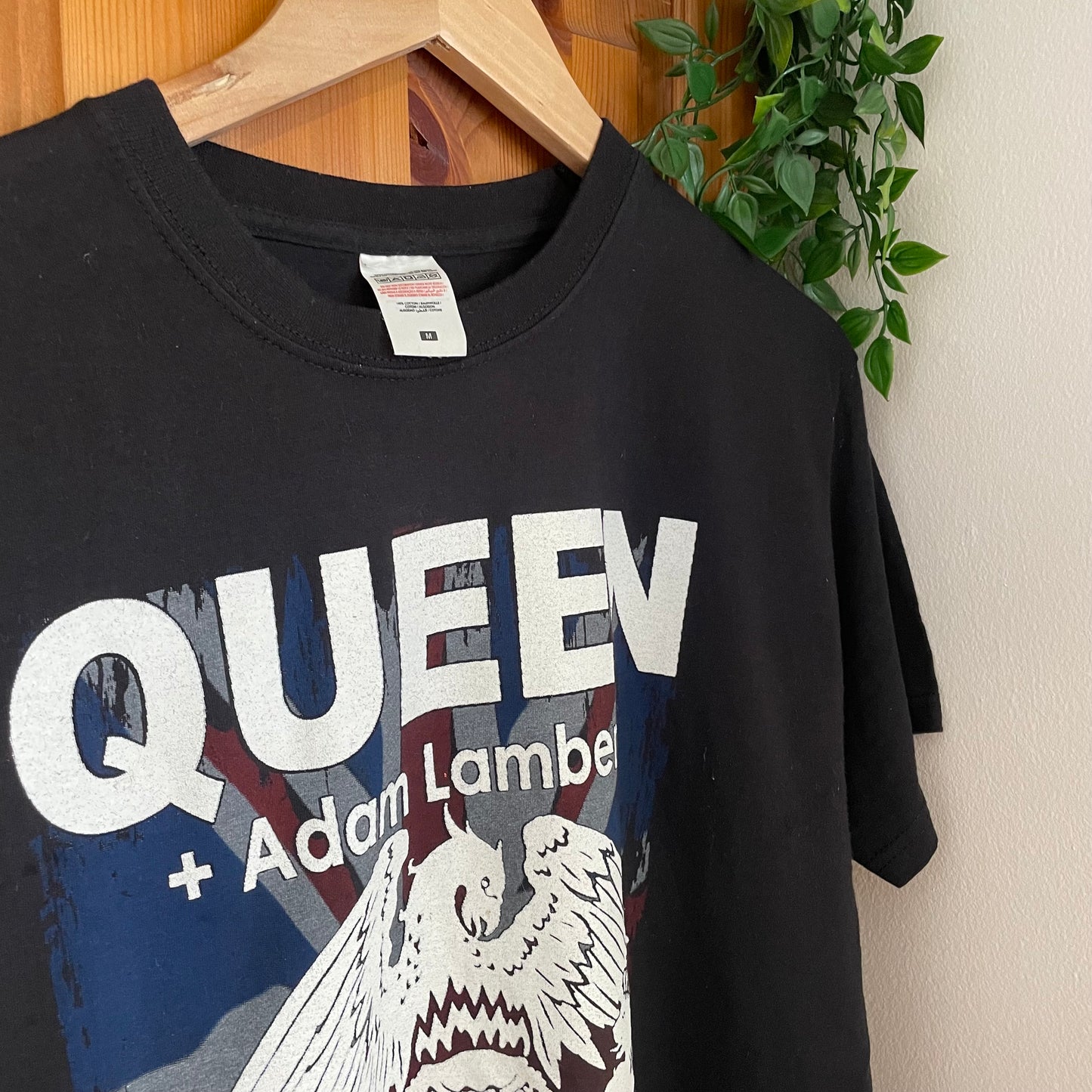 Queen Tour T-shirt