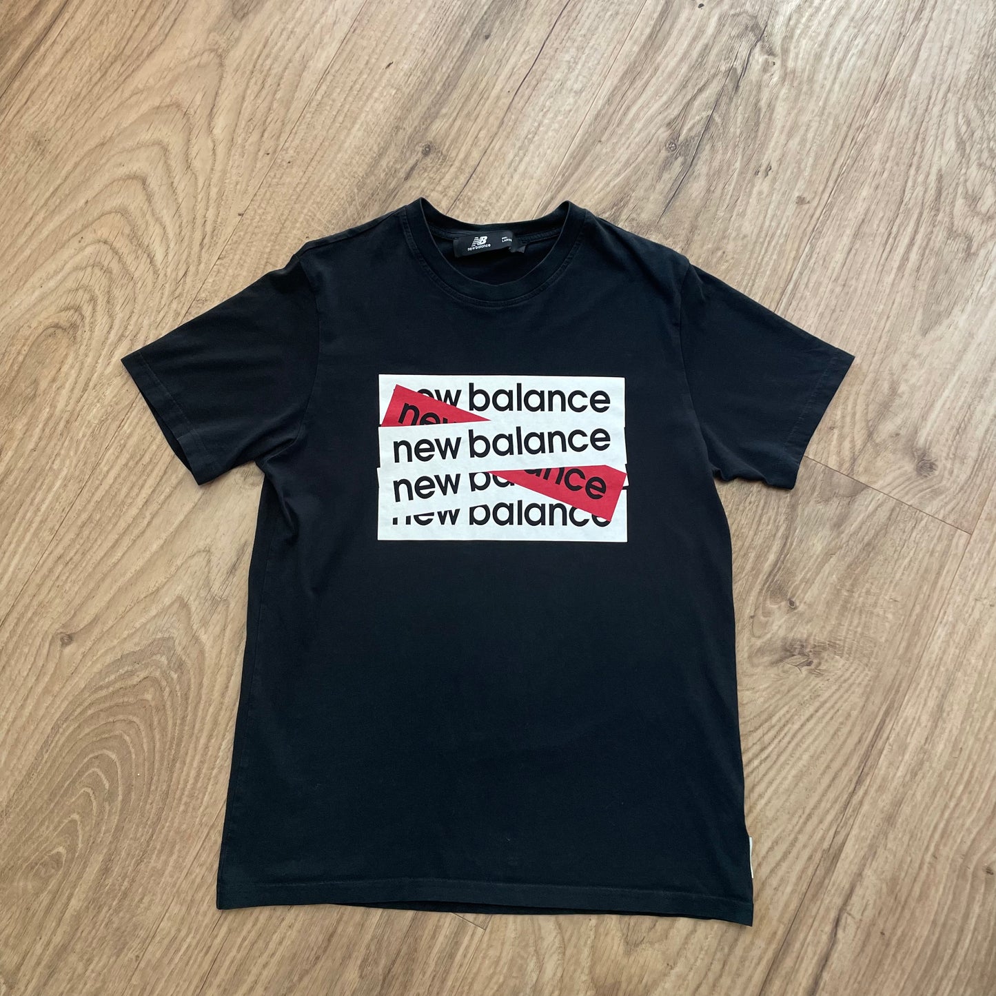 Black New balance T-shirt