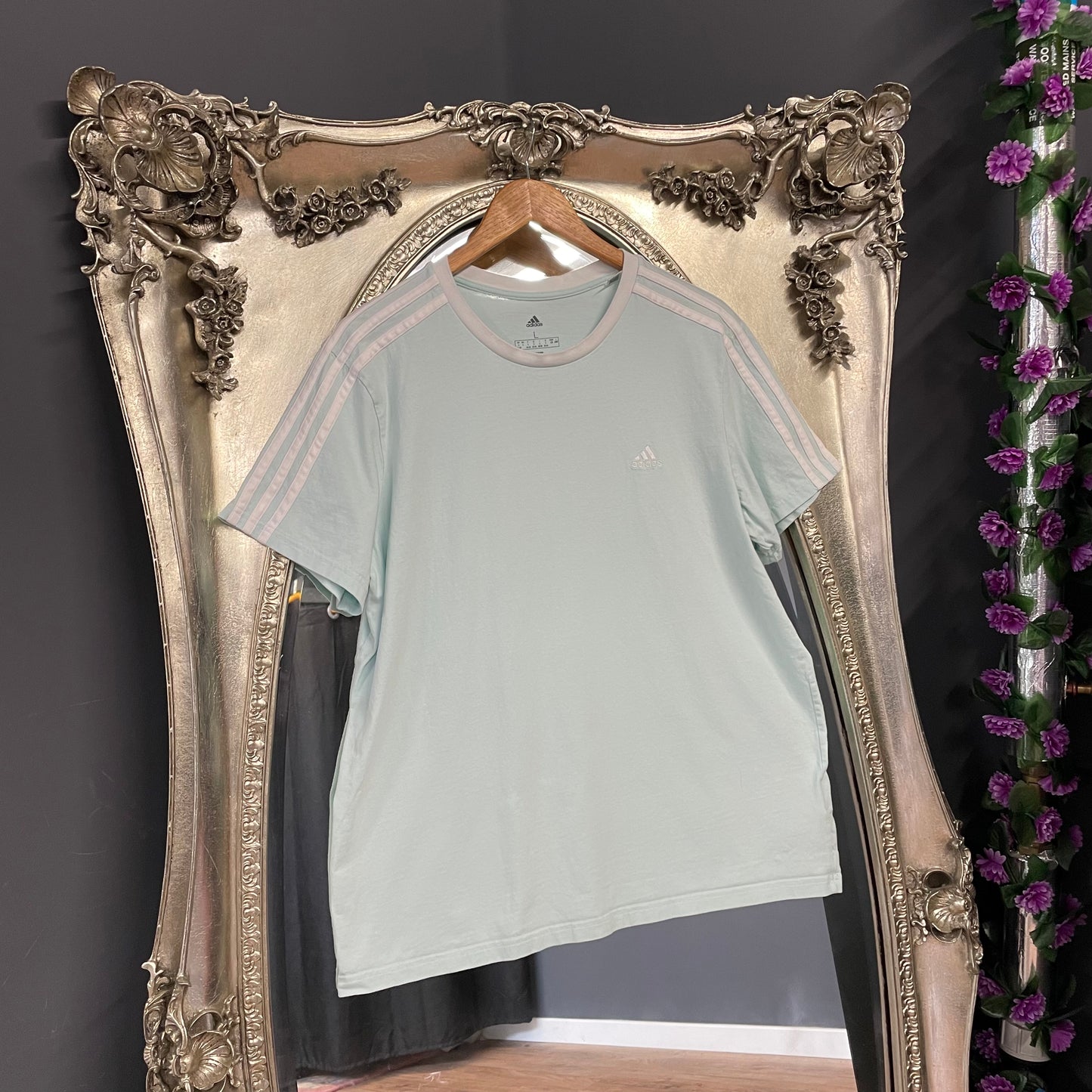 Adidas T-shirt