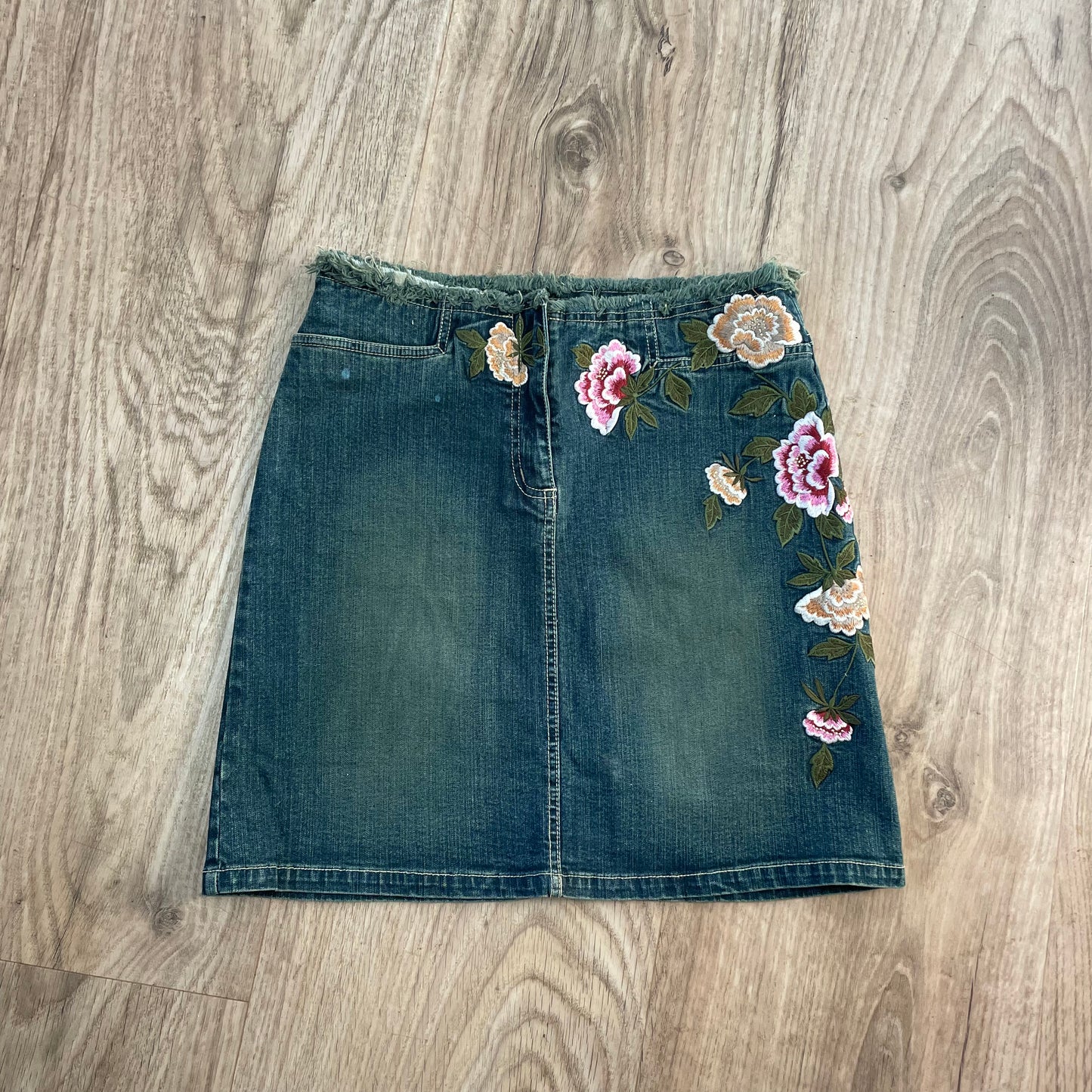 90s Denim Embroidered Skirt