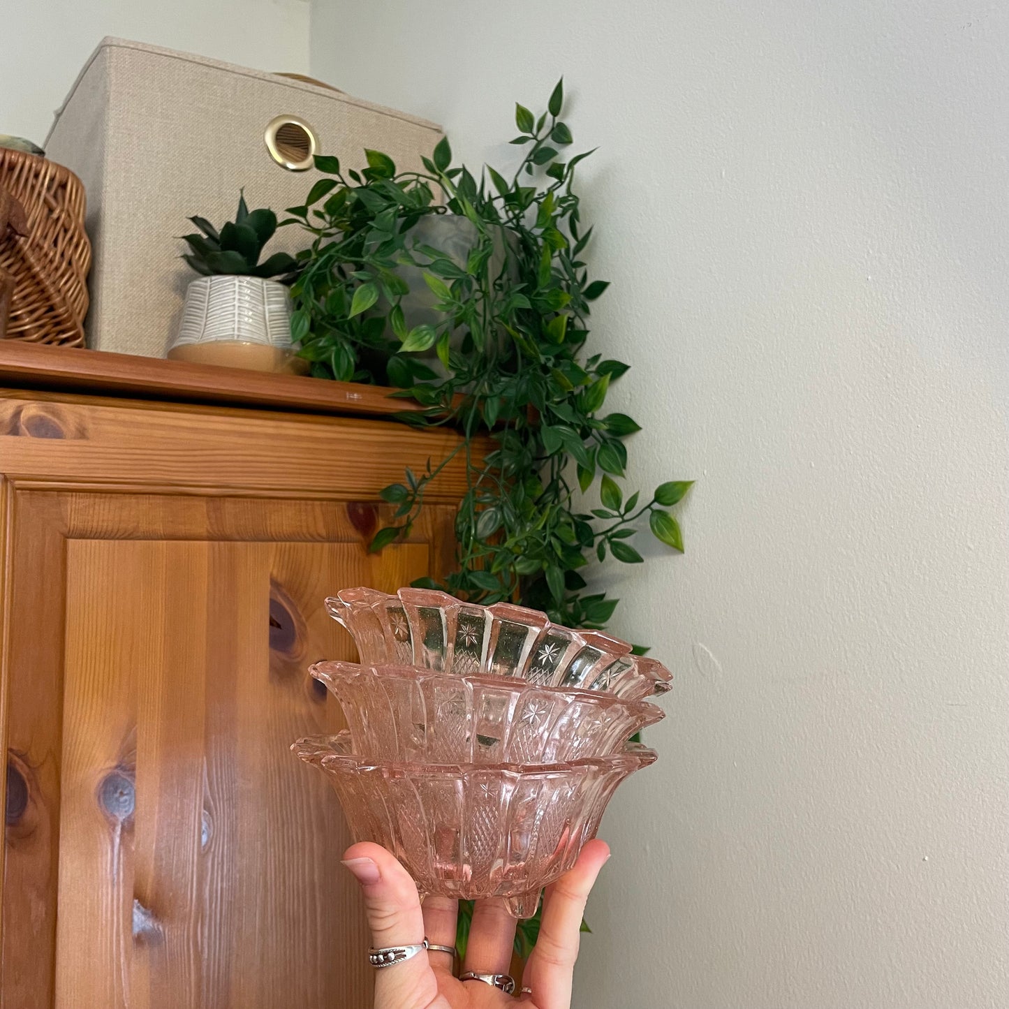 Salmon Depression Glass Bowl Set
