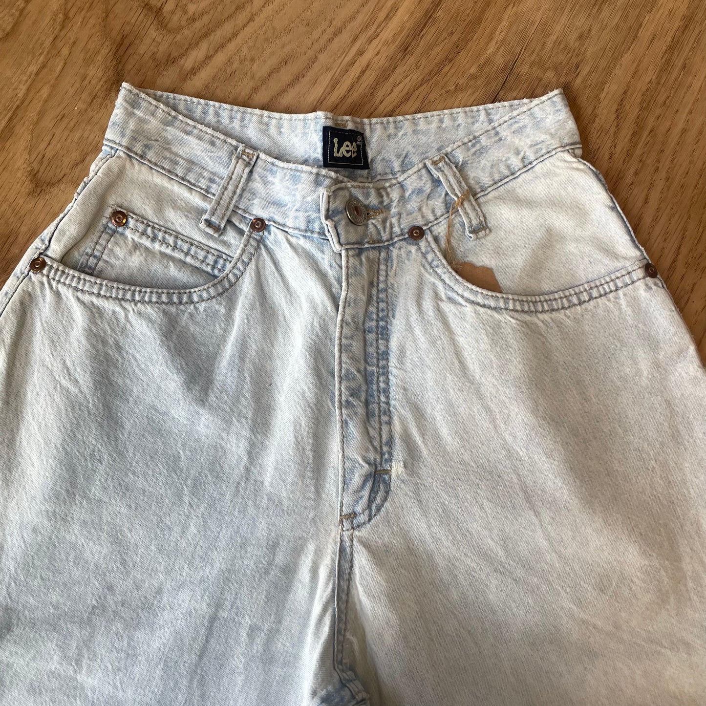 Light “Lee” mom jeans