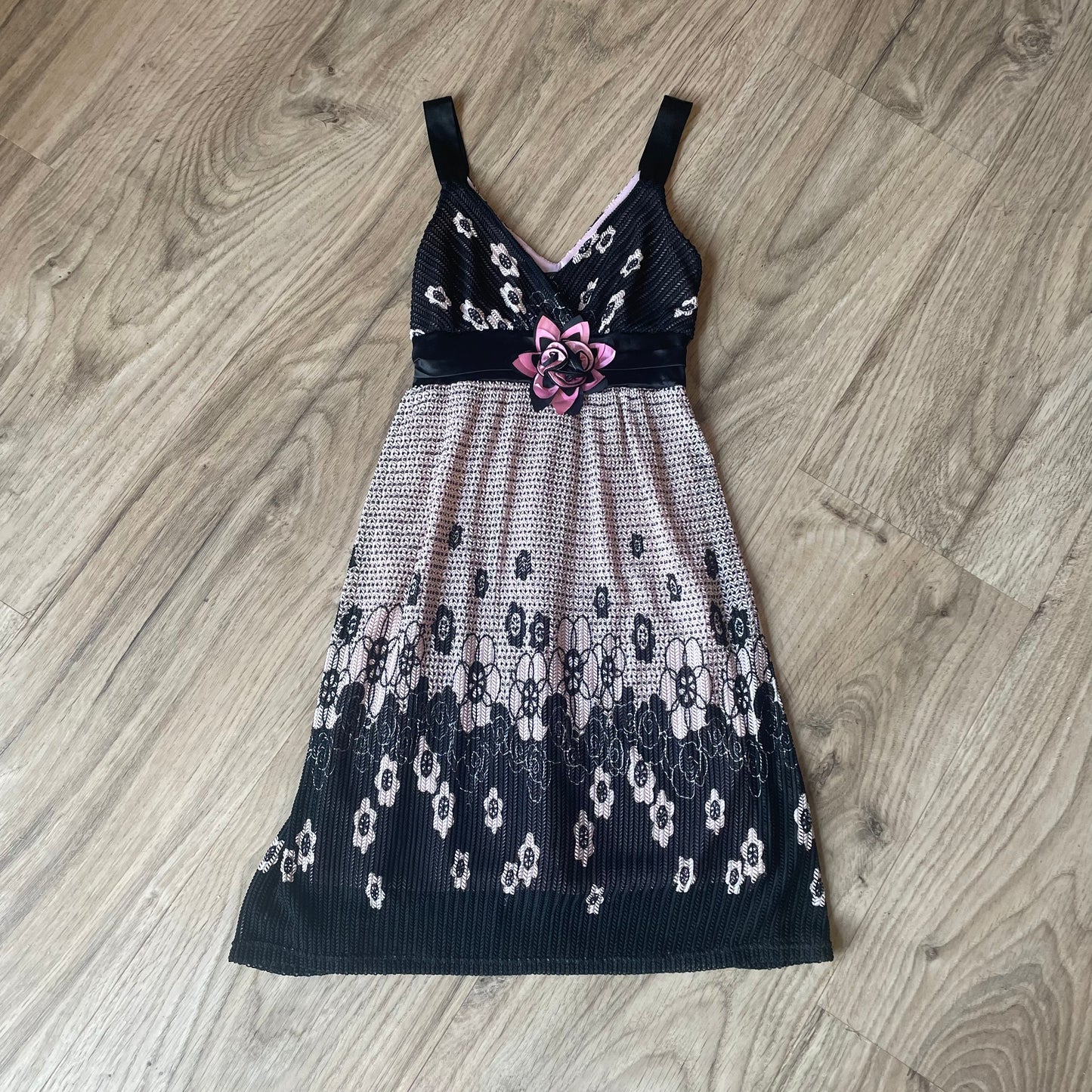 Y2K strappy dress