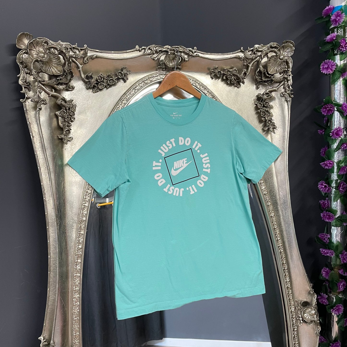 Nike T-shirt