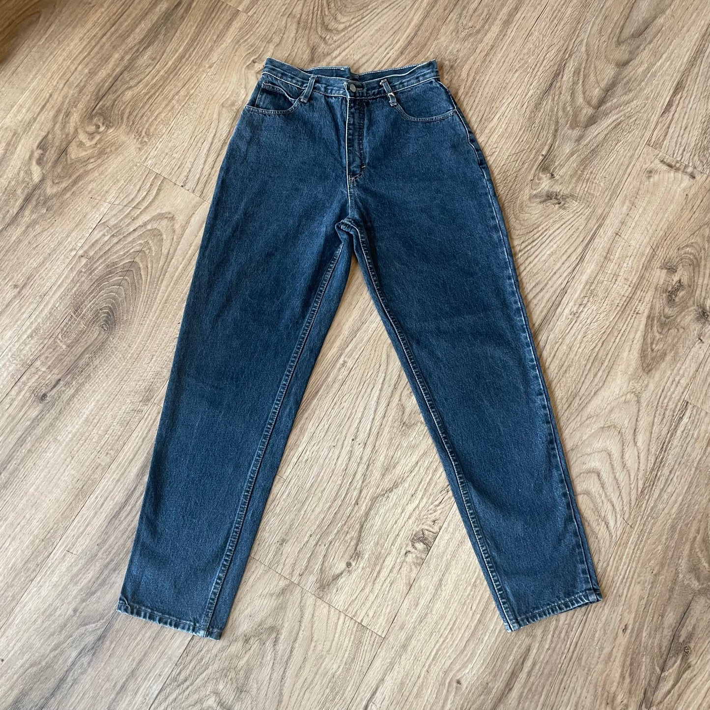 “Fume” dark denim mom jeans