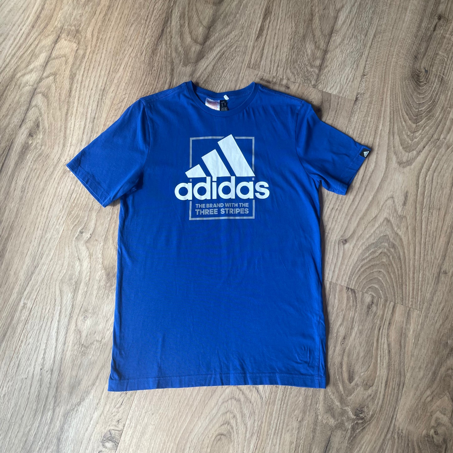 Adidas T-shirt