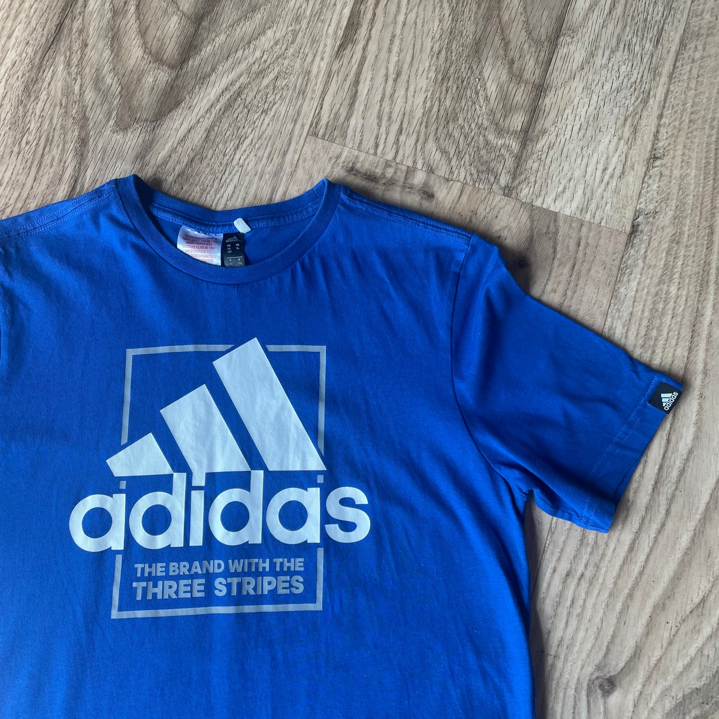 Adidas T-shirt