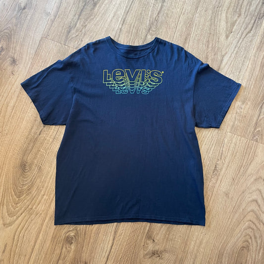 Levi’s T-shirt