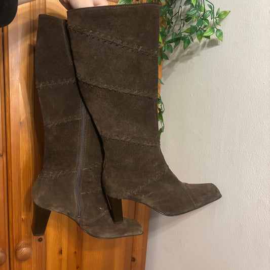 Y2K suede faith calf boots