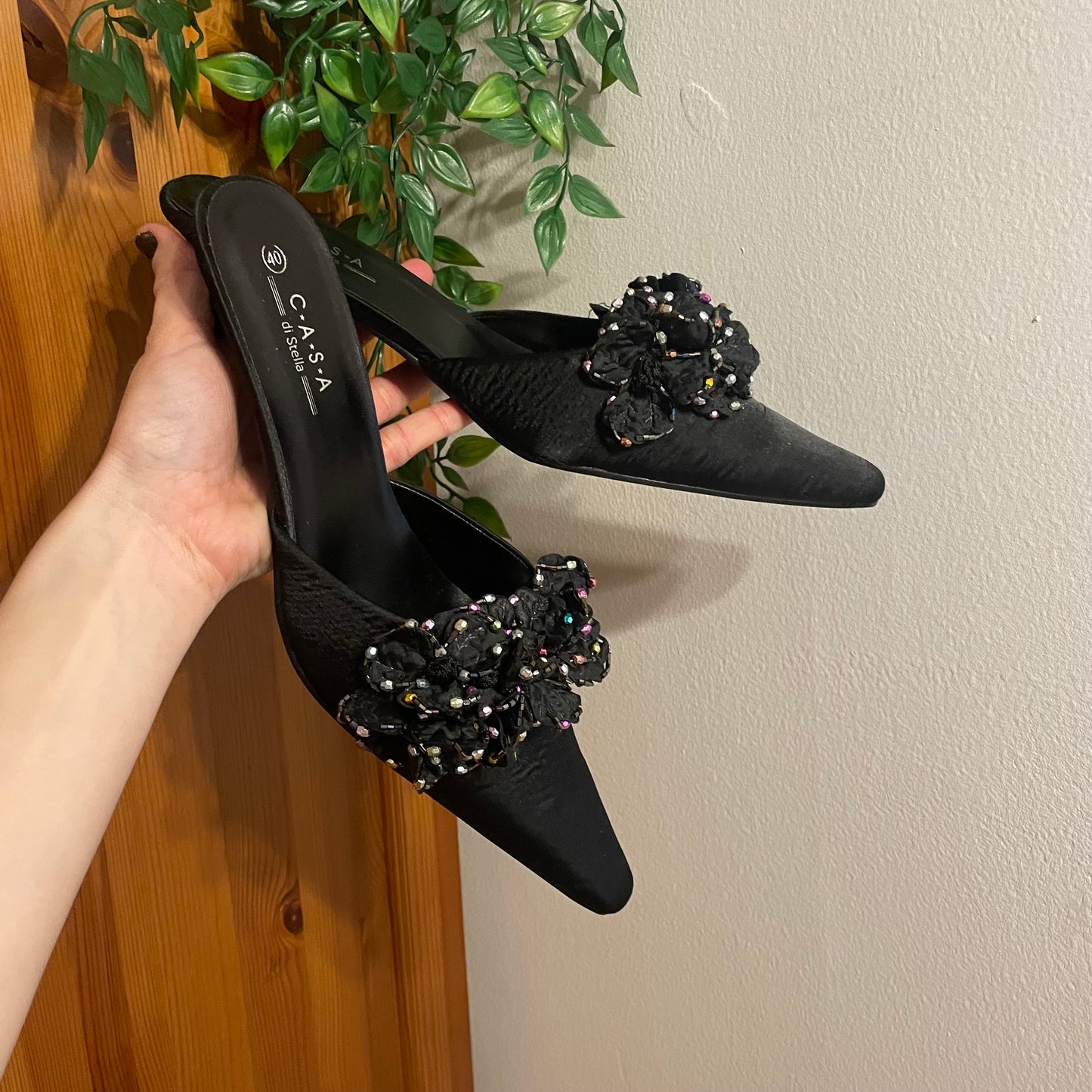 Beaded Pointed Kitten Heels